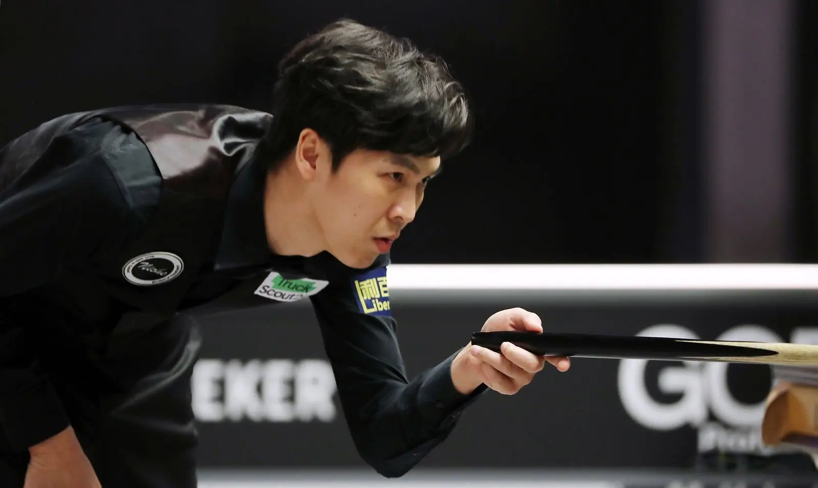 卫冕冠军肖, msn, 足的信心 卫冕冠军肖, msn, 足的信心